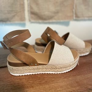 Platform Ankle Strap Sandals